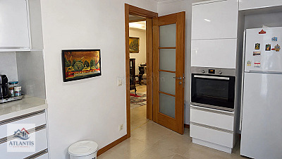 BOSTANLI'DA YENİ BİNADA 140 M² GENİŞ VE KULLANIŞLI SATILIK DAİRE