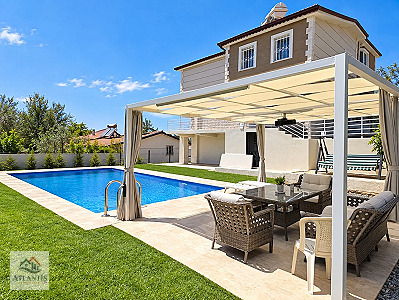 GÜZELBAHÇE ÇAMLIDA ÖZEL HAVUZLU 646 M² ARSA İÇİNDE 4+1  MÜSTAKİL VİLLA