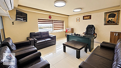 BORNOVA ÇAMDİBİ'NDE SATILIK 560 M² FABRİKA & ÜRETİM TESİSİ